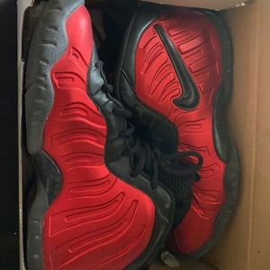 Nike Air Foamposite Pro University Red